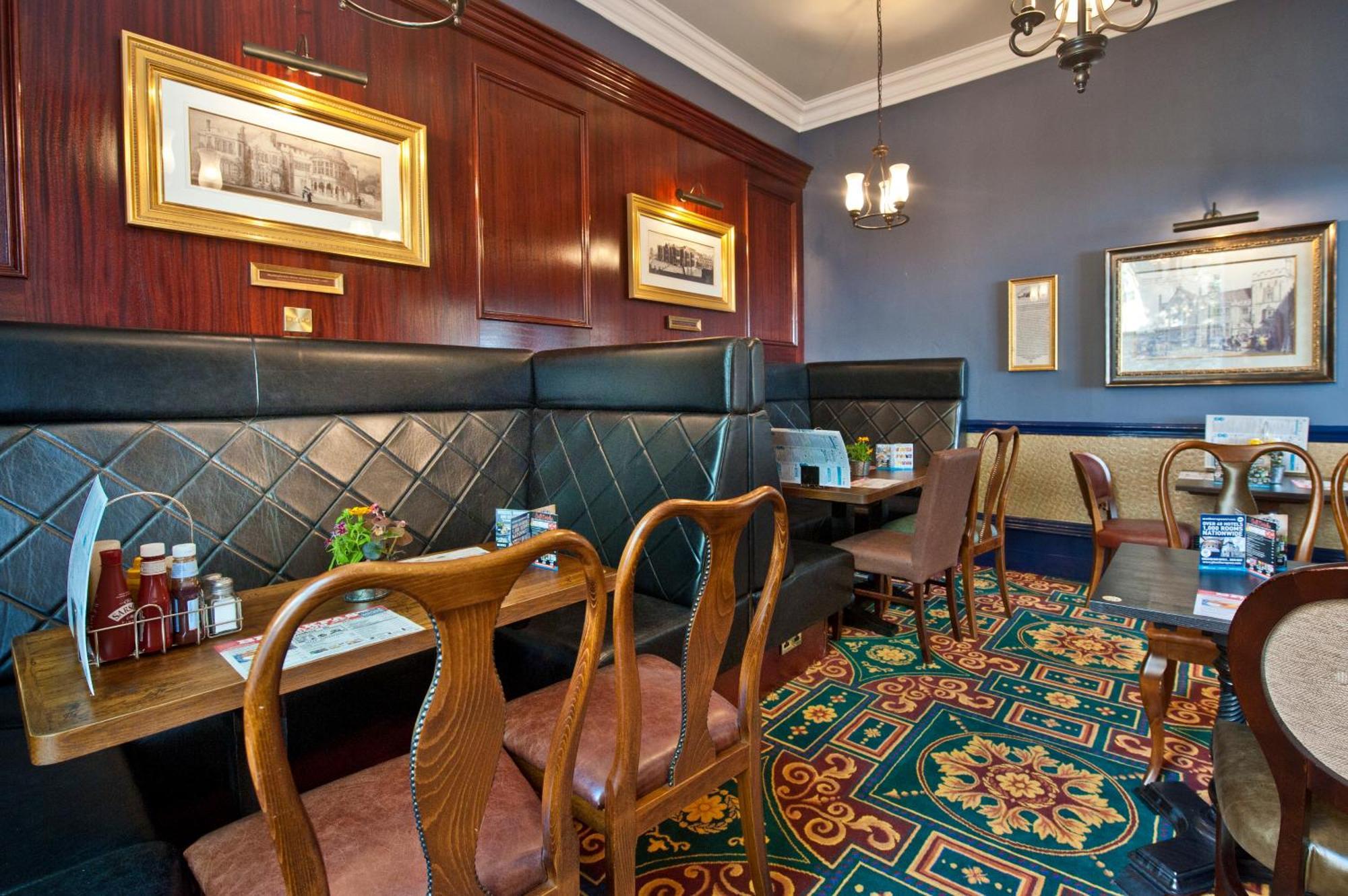 Sandford House Hotel Wetherspoon Huntingdon Eksteriør bilde