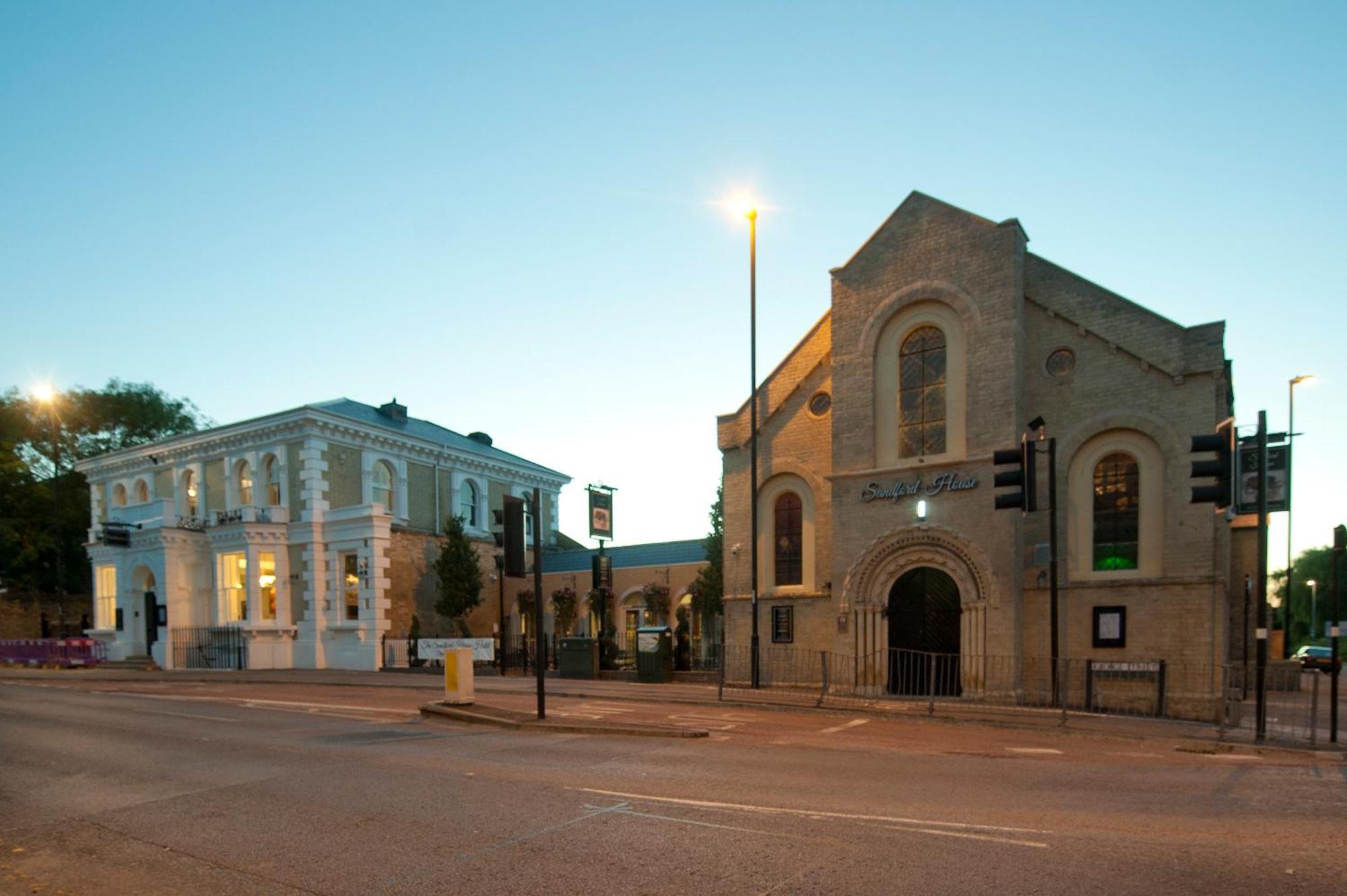 Sandford House Hotel Wetherspoon Huntingdon Eksteriør bilde
