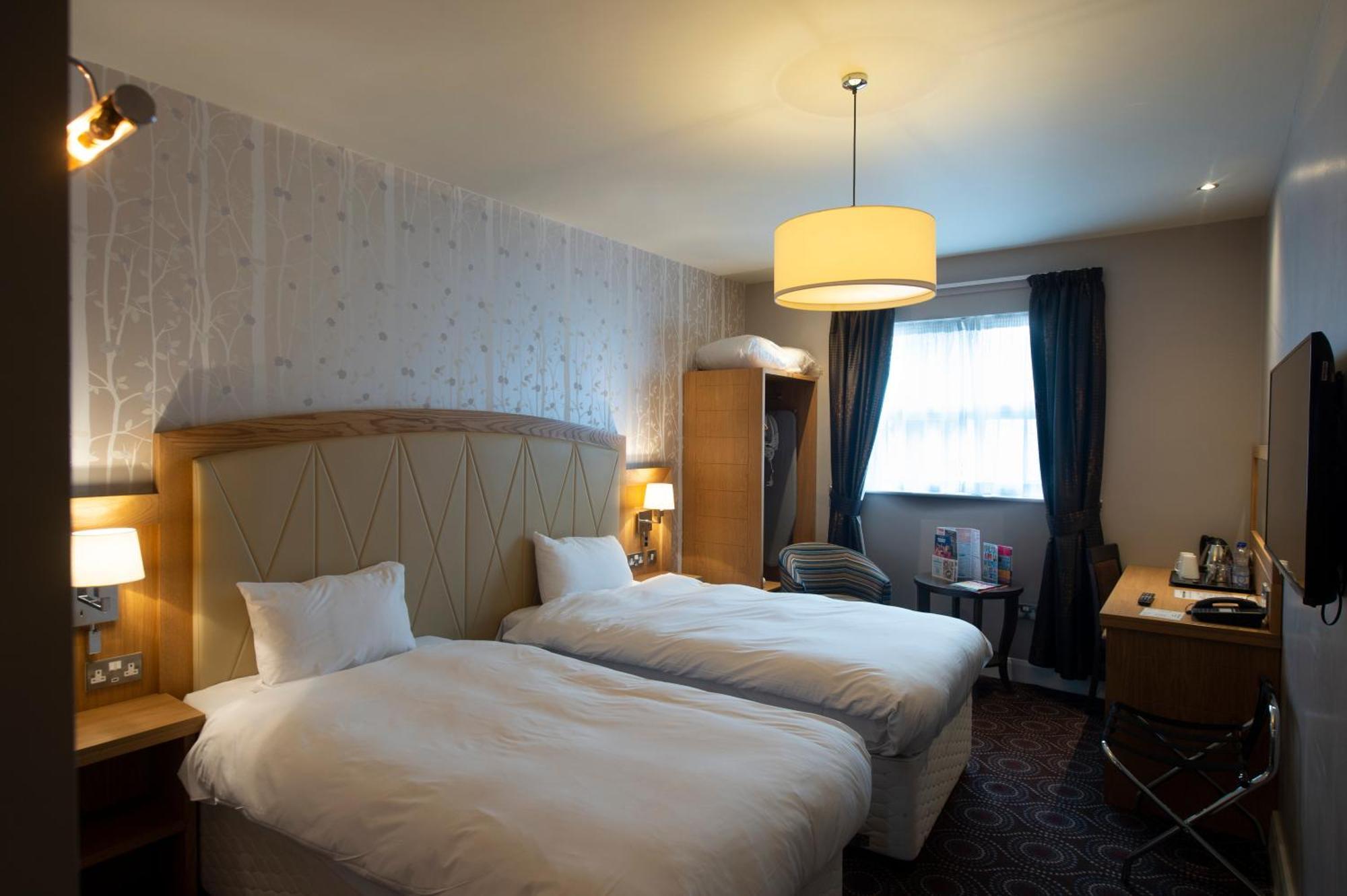 Sandford House Hotel Wetherspoon Huntingdon Eksteriør bilde