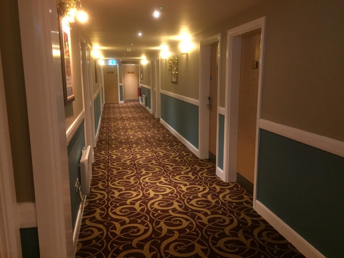 Sandford House Hotel Wetherspoon Huntingdon Eksteriør bilde